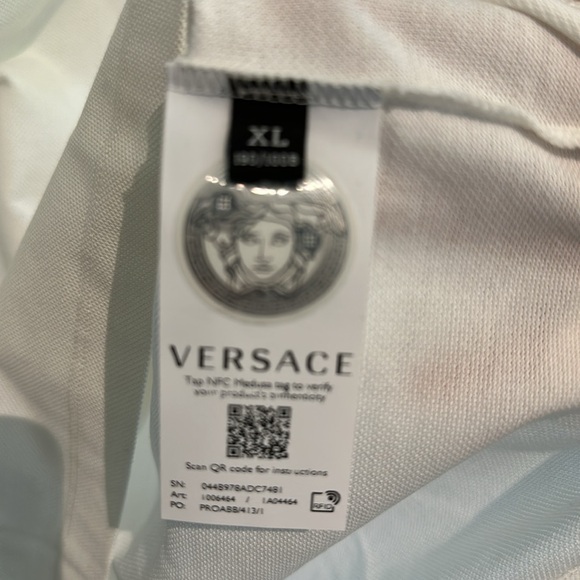 Brand New Taylor Fit Versace collar Shirt - Picture 9 of 12